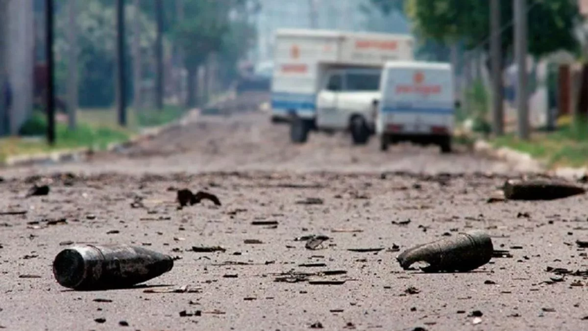 Por el atentado murieron siete personas y más de trescientas resultaron heridas.