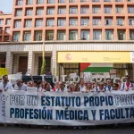 Tres de cada cuatro médicos de la Comunidad de Madrid, dispuestos a ir a la huelga contra Mónica García