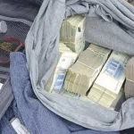 Encontró una mochila con casi $ 90 millones en la banquina de una ruta de La Pampa y vivió una pesadilla