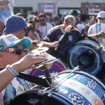 Olé en el banderazo previo al debut: los himnos que sonaron y alteraron la calma de Kansas