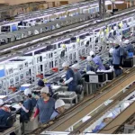 El Gobierno niega que la reforma laboral amplíe la jornada a 12 horas, pero ya hay críticas de la CGT