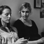 “Estamos conectados, pero no acompañados”: lo que aprendimos tras contar que ya no compartimos la vida, nos la resumimos