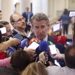 Feijóo anuncia un conflicto de atribuciones en el Tribunal Constitucional contra el Congreso por bloquear 31 leyes del Senado