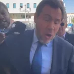 Puente llama “miserable” a Feijóo tras afearle el líder del PP su actitud ante preguntas por los sobres del PSOE