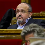 El PP propone en Cataluña mayor control en el reparto de ayudas a inmigrantes y la expulsión de los menores extranjeros que delincan