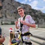 Se entera por Instagram de que su hijo de 18 años había muerto 10 horas antes apuñalado en el corazón: “La Policía ni me avisó”