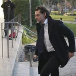 El desencuentro empresarial entre Isak Andic y su hijo Jonathan, al que retiró las riendas de Mango tras dos años al frente