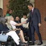El Gobierno prevé aprobar este martes el decreto que agilizará las ayudas para los enfermos de ELA