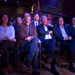 Del “Pedro, te necesitamos” al “¿qué le pasa a Sánchez?”: el presidente desata aplausos en el congreso socialista europeo y preguntas por su delgadez