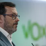 Vox ve el plan migratorio del PP “muy flojo” y le acusa de querer el “camino de la equidistancia”