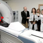 La gran paradoja de Montero: se aferra a la crisis del PP por los cribados pese a su propio pasado de recortes sanitarios