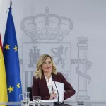 Moncloa ignora la amenaza de bloqueo de Junts e impulsa leyes pese a su debilidad en el Congreso como la bajada de las ratios en la aulas