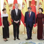Felipe VI destaca en su discurso clave en Pekín “la enorme importancia” de Xi en los “grandes retos” globales mientras el líder chino presume que “la amistad con España durará para siempre”