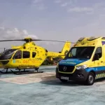 Herida una persona y cinco vehículos calcinados tras arder un camión portacoches en Riós