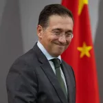 La universidad española se lanza a los brazos de China y el 25% de los convenios se liga al desarrollo militar