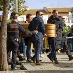 La presencia de los Reyes obliga al Gobierno a asistir al funeral de Huelva tras fracasar su convocatoria