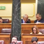 Vox envía a Ortega Smith al ‘gallinero’ del Congreso tras apartarle de la dirección y las portavocías
