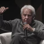 Felipe González, sobre la gestión ferroviaria: “Los que saben de esto han dimitido para que los que no saben sigan”