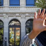 La Justicia falla a favor de Emann y resuelve que prohibir ir a clase con hiyab vulnera la libertad religiosa