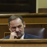 Ábalos alega ante el Supremo diabetes, hipertensión, lumbalgia y síndrome “depresivo ansioso” para evitar ir a la vista previa del juicio de las mascarillas