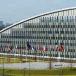 18 militares españoles de la OTAN se querellan contra la ‘número 3’ de Defensa por prevaricación continuada