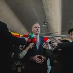 La ‘rebelión fundacional’ de Ortega Smith le estalla a Abascal justo antes de la campaña electoral más difícil