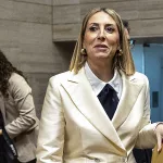 Vox no apoyará a Guardiola y el PP se lanza contra Abascal: “Nunca pensamos que uniría sus votos al partido de Sánchez en contra de un gobierno del PP”