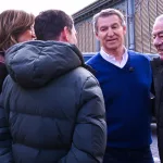 Feijóo exprime el “bloqueo” de Vox en Extremadura para pedir el voto en Castilla y León: “Aprendamos lo que ha pasado”