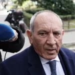 El ex jefe operativo de la Policía y la inspectora que le acusa de agresión sexual comparecen en el juzgado de Violencia sobre la Mujer