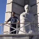 Pablo Iglesias se enrola en la estrategia propagandista del régimen cubano