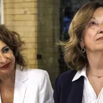 Los whatsapps de Plus Ultra lastran a María Jesús Montero: “Es un clavo más en su ataúd”