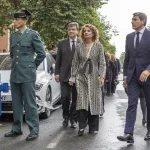 El Gobierno deja sola a María Jesús Montero frente al dolor y la indignación por la muerte de los dos guardias en Huelva: “Fuera de aquí, no os queremos”