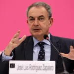 Zapatero pide un aplazamiento de su comparecencia judicial por la extensión de la causa