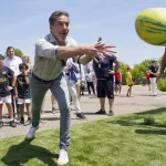 El PP se reserva la moción de censura mientras “hace negocio con la ansiedad de Sánchez”