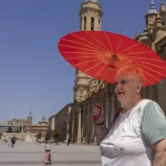 El calor y la lluvia ponen este sábado en aviso a siete CCAA, con máximas de 39ºC en el sur y tormentas en montañas y centro