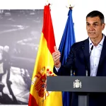 Sánchez vende ahora la mayor inversión en dependencia de la democracia como la razón para continuar “pese a las piedras en el camino”