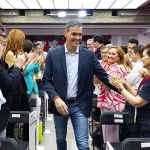 Sánchez ningunea al PSOE, limita la corrupción a “personas concretas” y oprime a la “corriente minoritaria” de los críticos