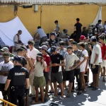 La gran ‘favela’ española con 1.800 menores migrantes en el Tarajal: “Hay niños de siete años que no saben dónde están sus padres”