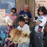 Con los evacuados por el incendio de Navas de San Antonio: “La agente que vino a mi casa estaba llorando”