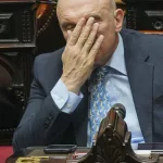 Santiago Caputo contuvo a Espert en medio del escándalo y crece la tensión interna en el Gobierno