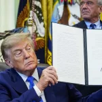 Trump ordenó reducir las vacunas infantiles en pleno aumento de casos de sarampión en EE.UU.