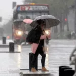 A qué hora llega la llamada “tormenta negra” que “apagará el sol” y traerá frío al AMBA