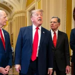 “¡Lunático!”: Trump pierde los estribos ante los senadores republicanos por su guerra en Irán