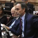 Denuncian que Benegas Lynch integra una empresa que asesora a inversores extranjeros para la compra de tierras