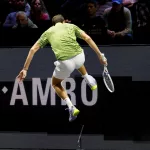 Medvedev y una secuencia escandalosa al quedar eliminado en Rotterdam