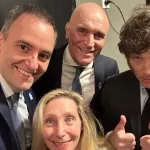Milei y Adorni, biografías hermanadas por la política y los negocios