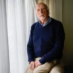 Manuel Vicent: memoria lúcida a los 90 años ante una cámara