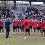Paraguay: los 11 de Alfaro para el debut con marcado toque “argentino”