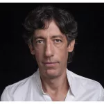 Mariano Pensotti: “El teatro no tiene que ir a competir con las pantallas ni volverse un estímulo más en un mundo tan ruidoso”