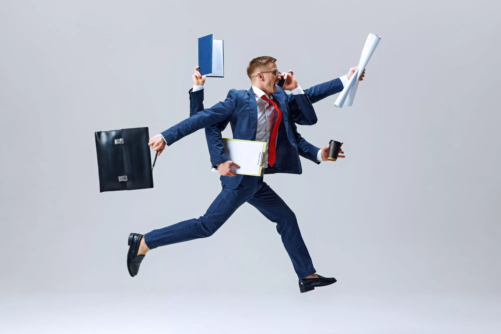 Cada vez más personas asocian el bienestar con la reducción consciente de estímulos, tareas y vínculos que no aportan sentido